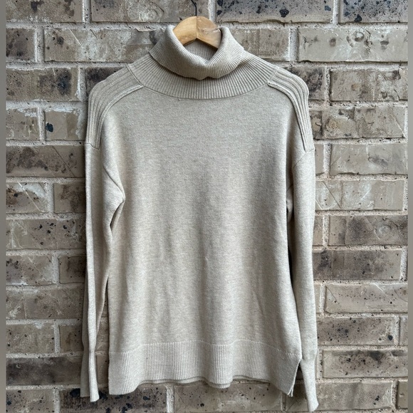 Evereve Beige Pullover Turtleneck Sweater - Picture 1 of 9